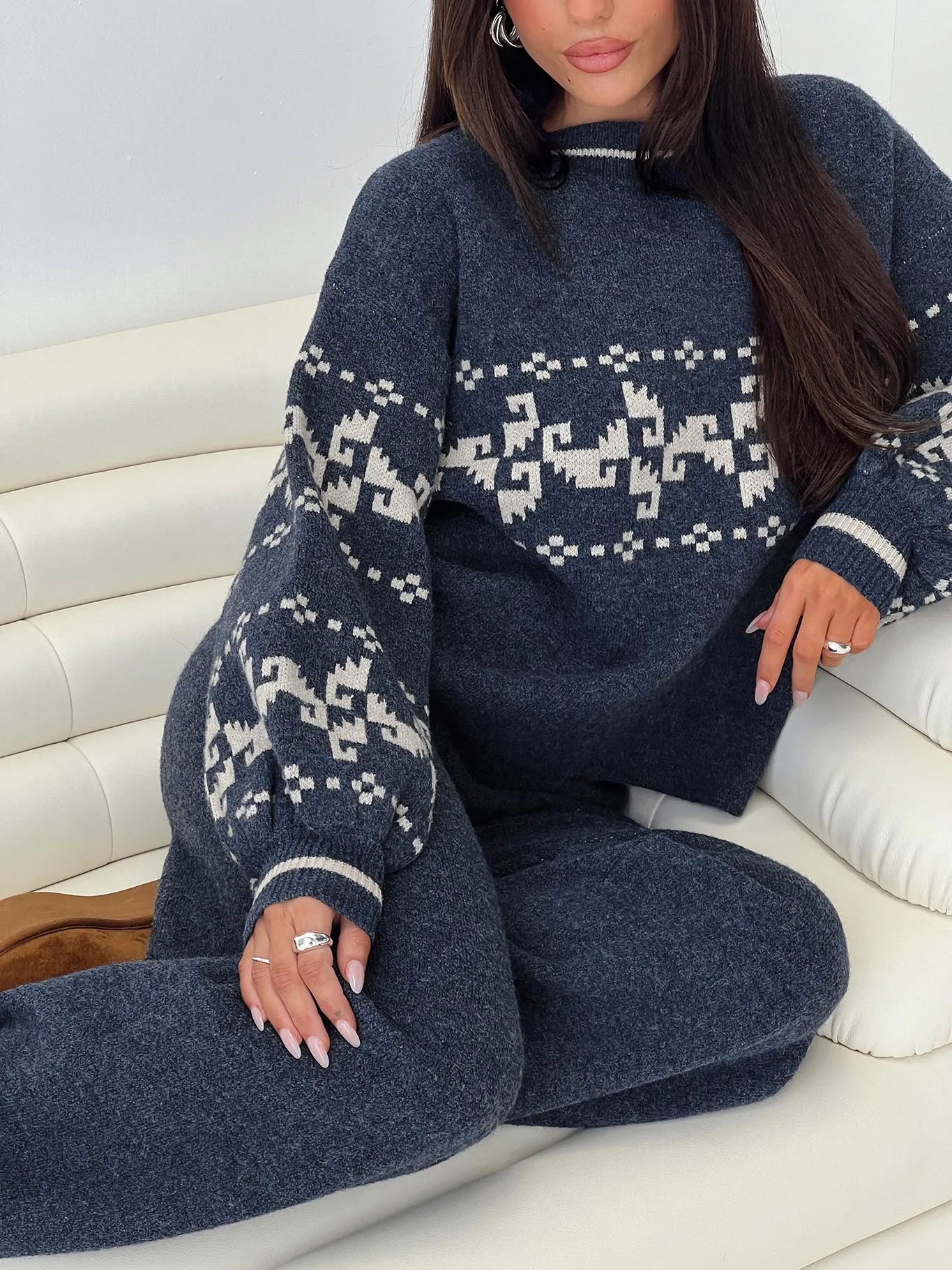 Alpine Sweater Navy / Cream