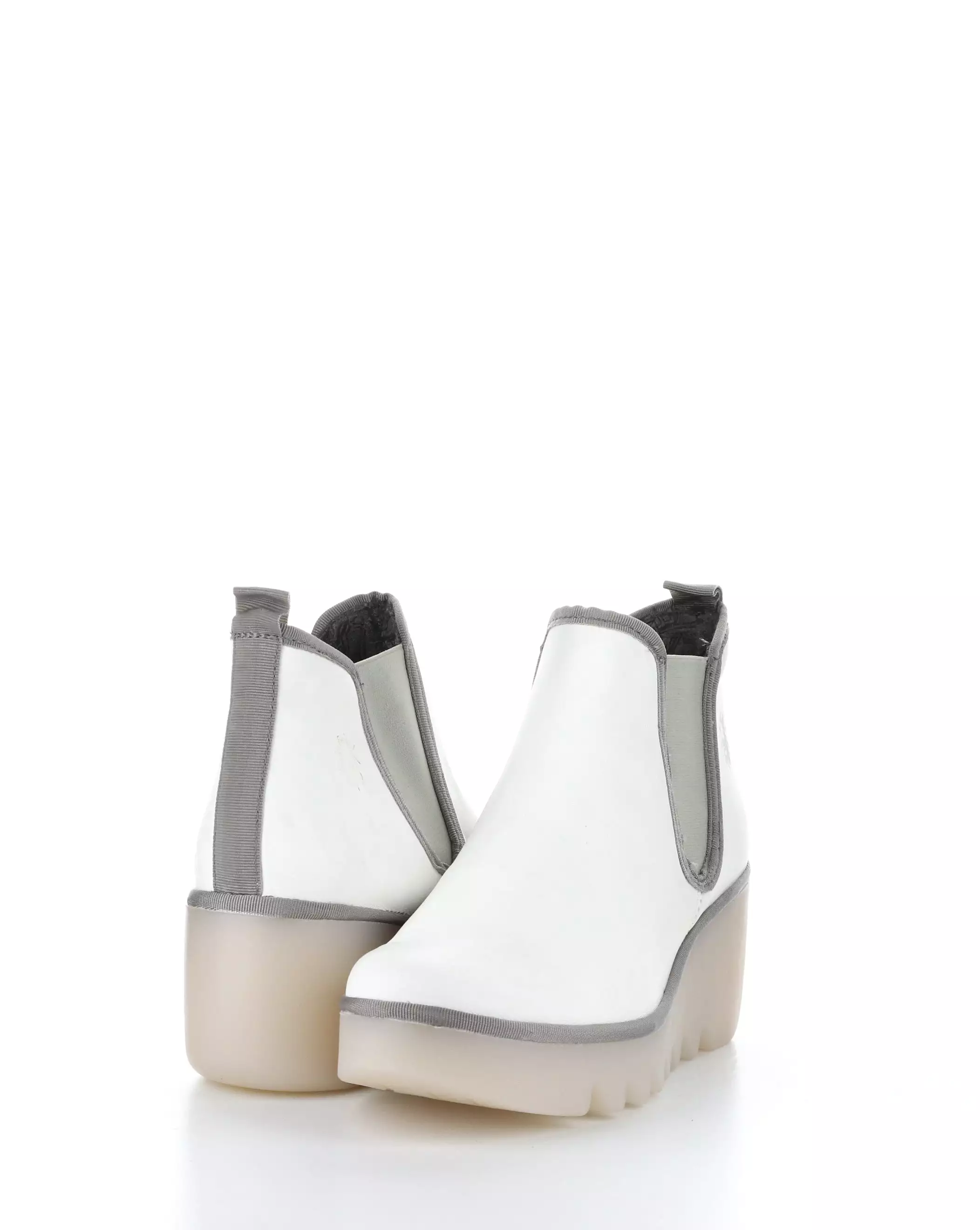 BYNE349FLY 011 WHITE Elasticated Boots