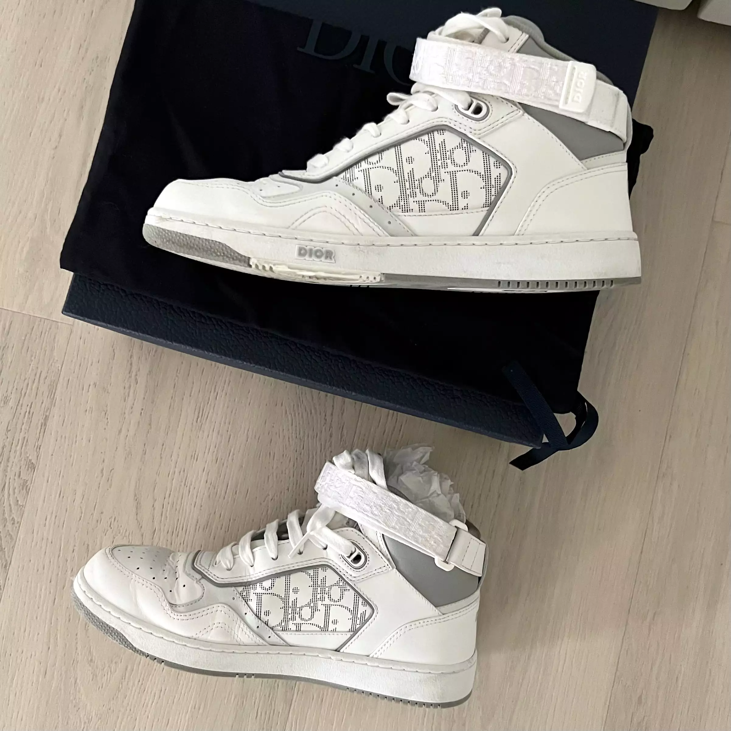 Christian Dior Men’s Mid Top Sneakers