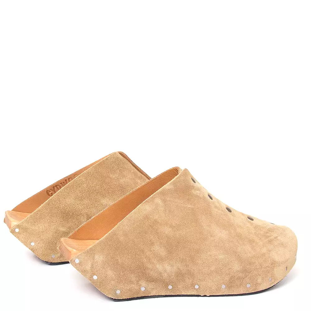 Demonstrate Women's Wooden Suede Clog