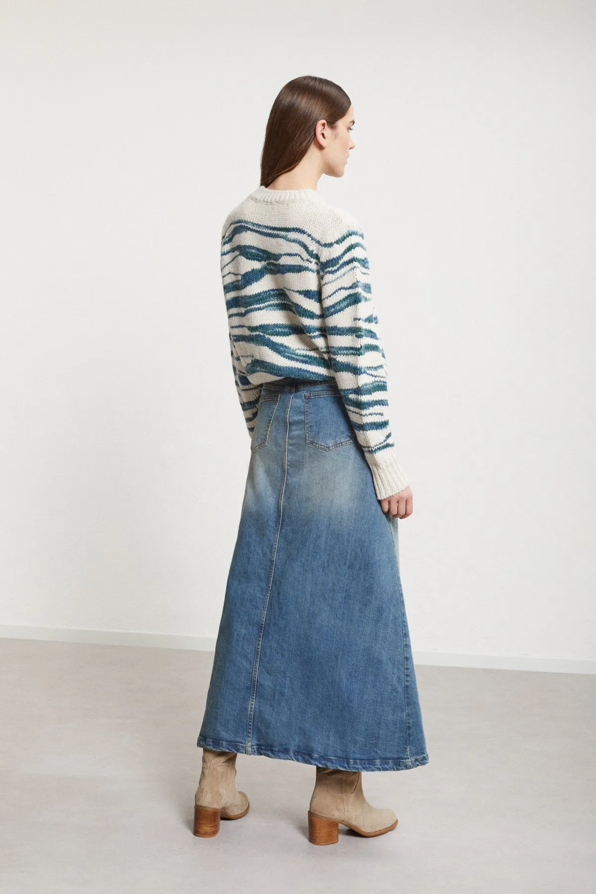 Denim full skirt with split