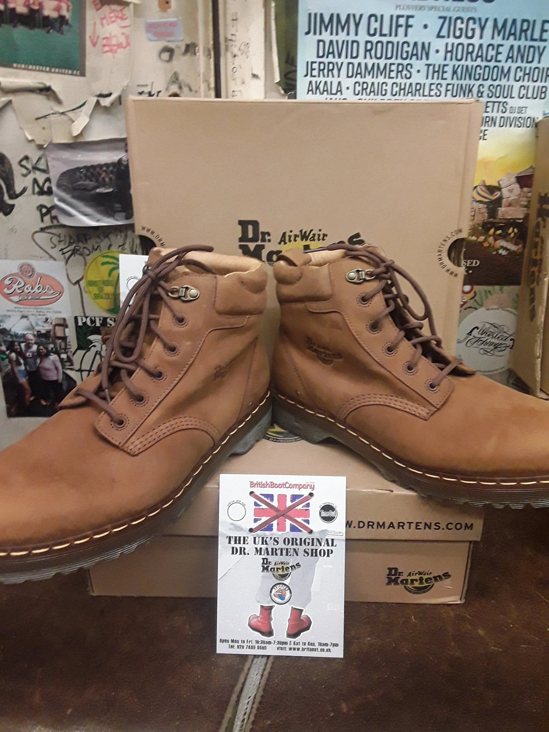 Dr Martens Tan Saxon Boot Size 10