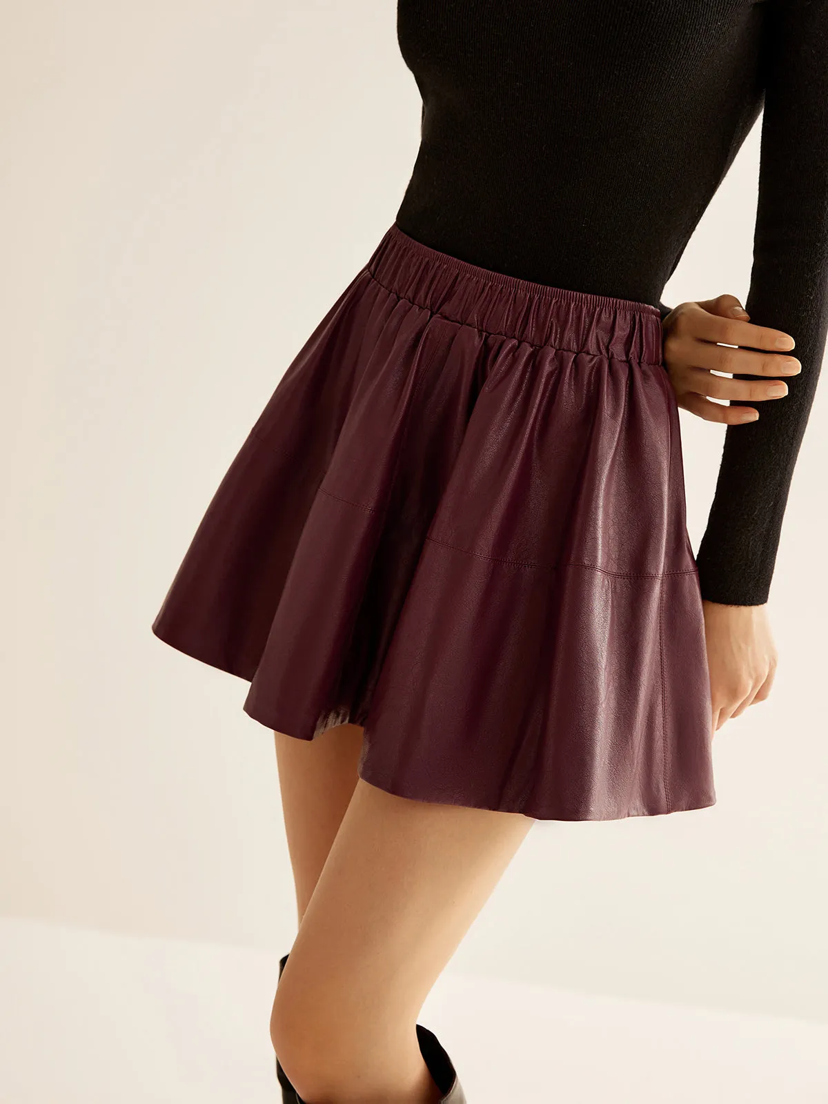 Elastic Waist Pleated PU Leather Skirt