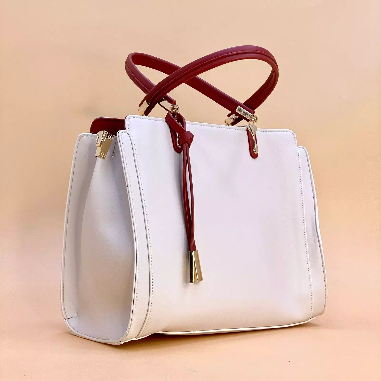 NEW 2023 ,  WOMEN HANDBAGS B490