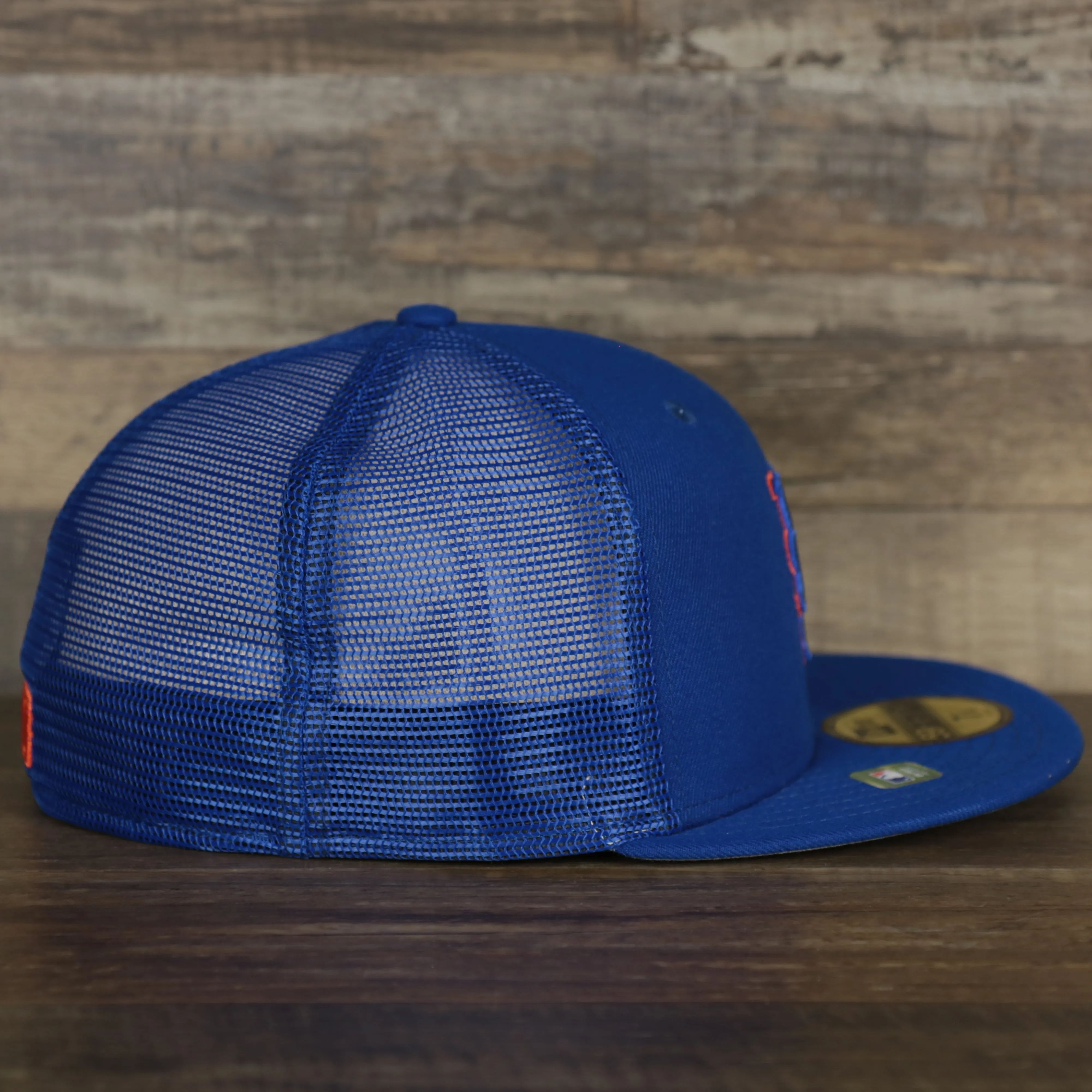 New York Mets Onfield 2022 Batting Practice 59Fifty Trucker Hat | Blue