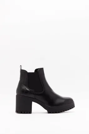 Race To The Croc Faux Leather Chelsea Boots