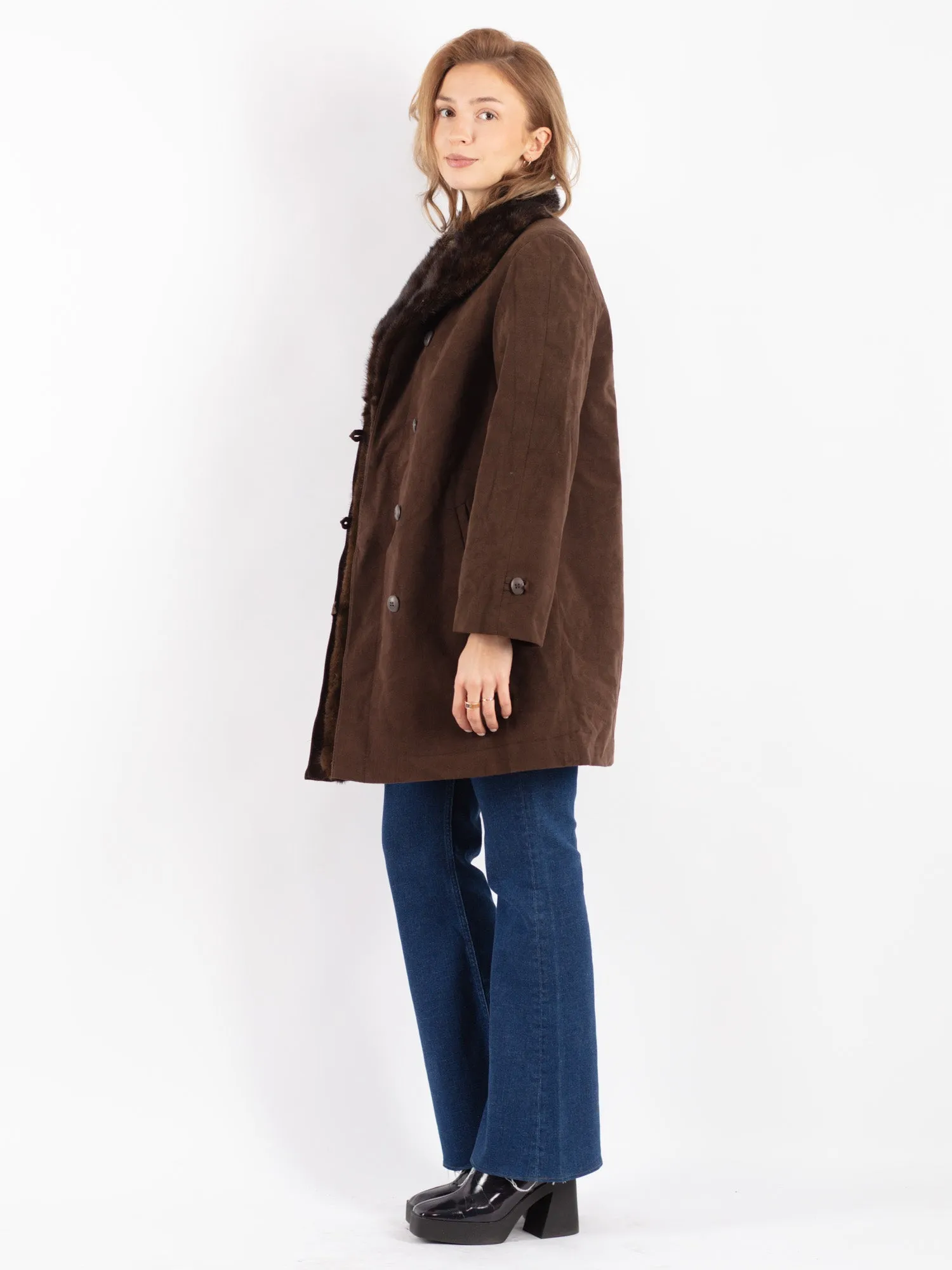 Vintage 70's Women Suede Fur Coat in Brown