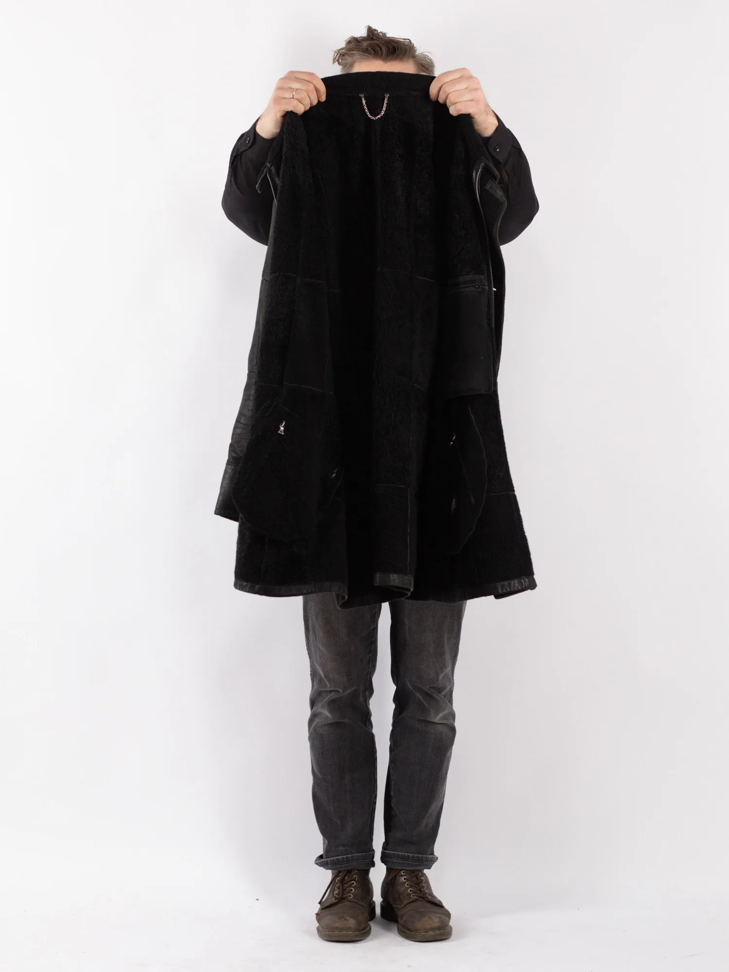 Vintage 80's Men Sheepskin Coat in Black