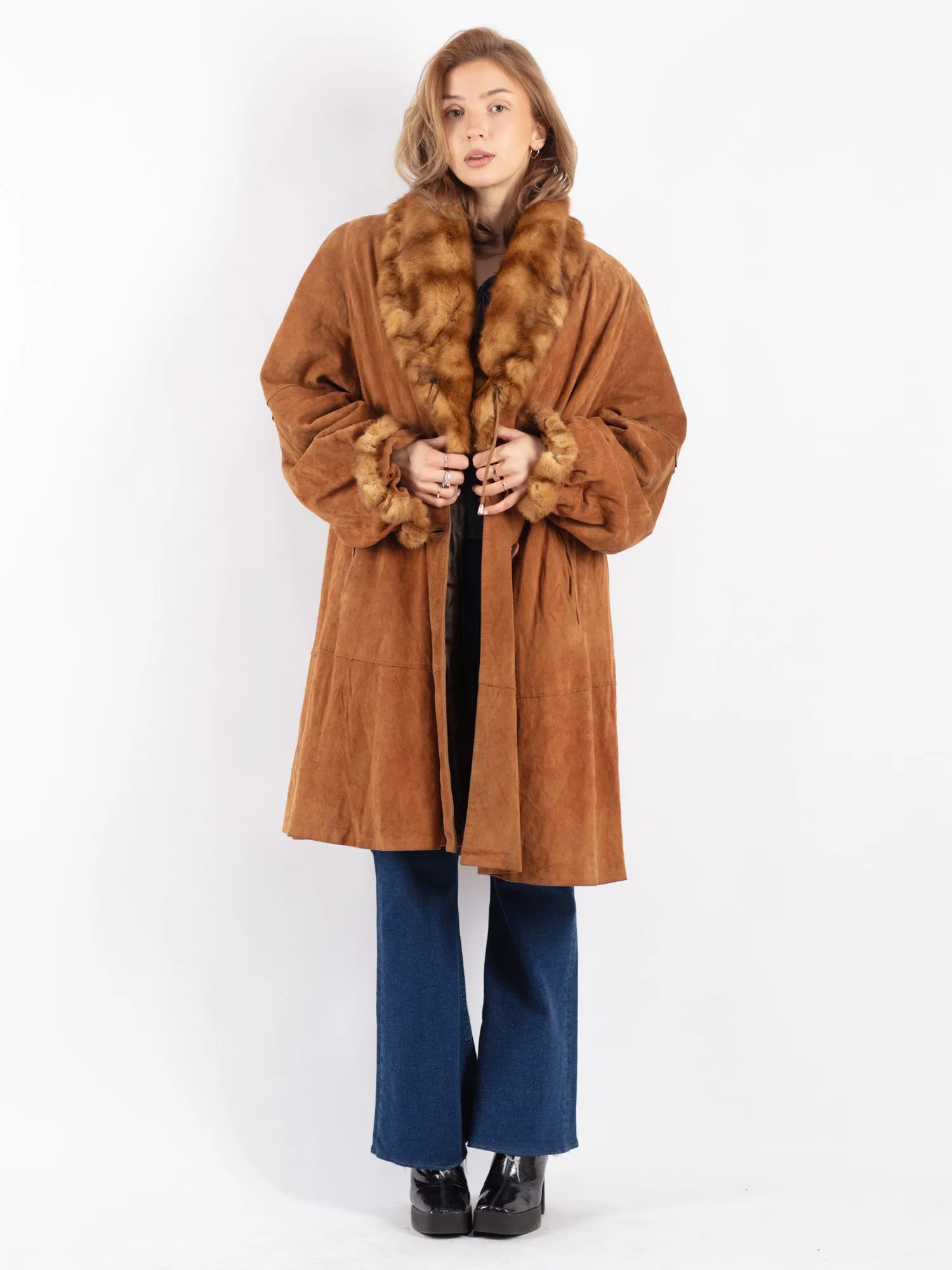 Vintage 80's Women Suede Fur Coat in Brown