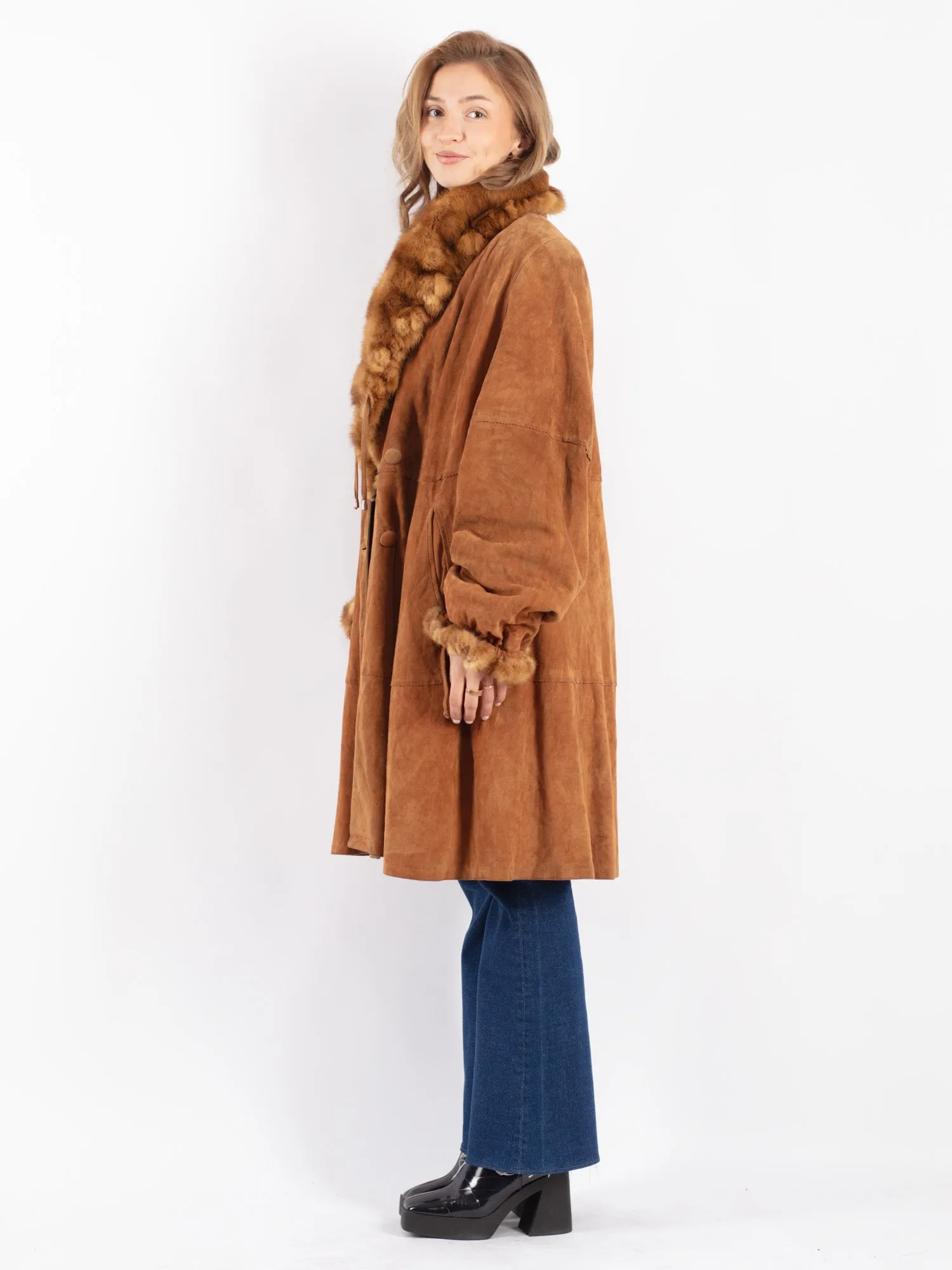 Vintage 80's Women Suede Fur Coat in Brown